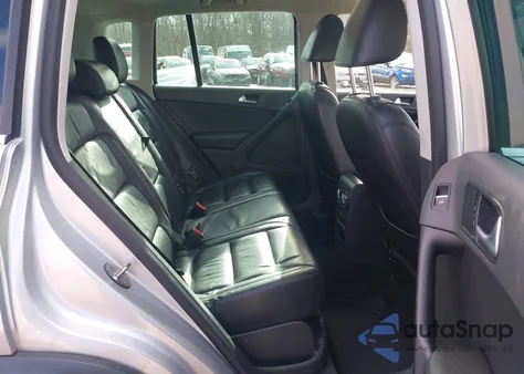 2017 Volkswagen Tiguan 2.0T Sport из США, поврежденный, VIN WVGTV7AX9HK027549